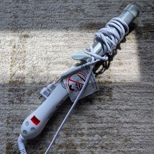 Beachwaver S1.25 Straight Barrel Curling Iron